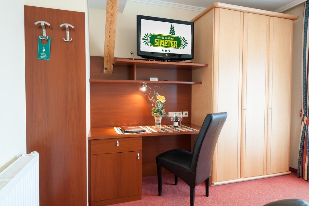 Hotel Landhof Simeter Gmbh Шпитталь-ан-дер-Драу Экстерьер фото