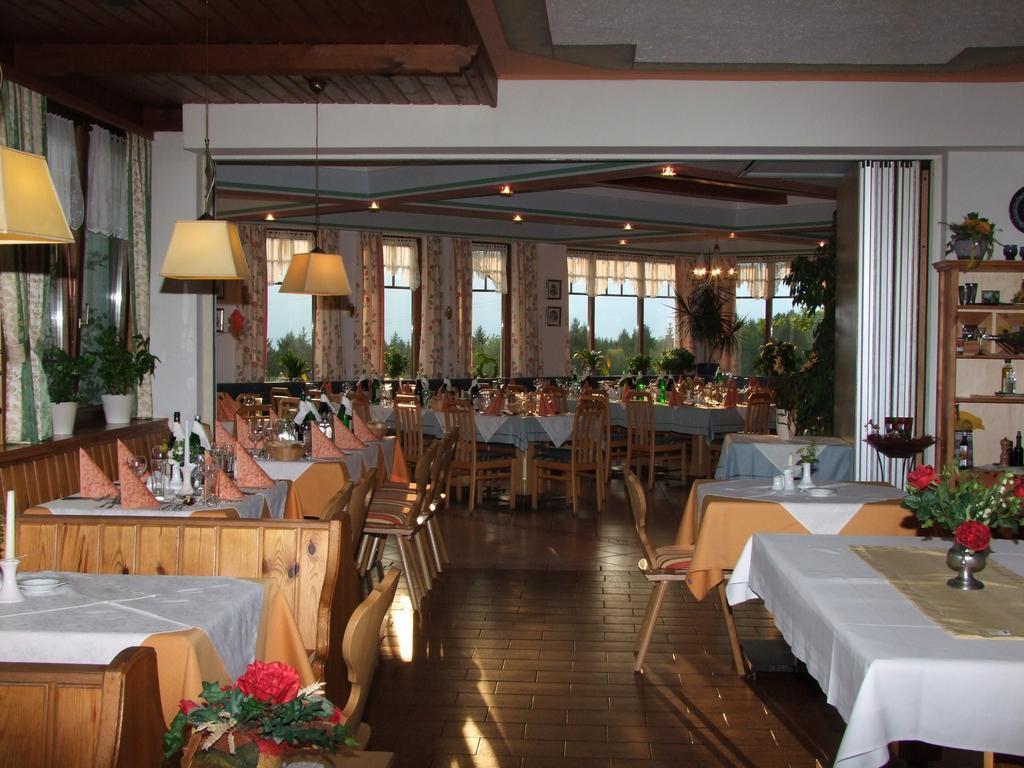 Hotel Landhof Simeter Gmbh Шпитталь-ан-дер-Драу Экстерьер фото
